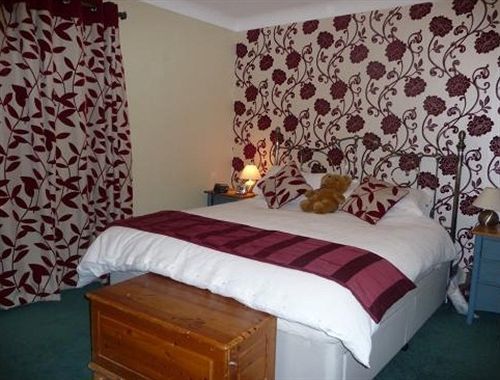 Linchens Bed And Breakfast Felbridge Exterior foto